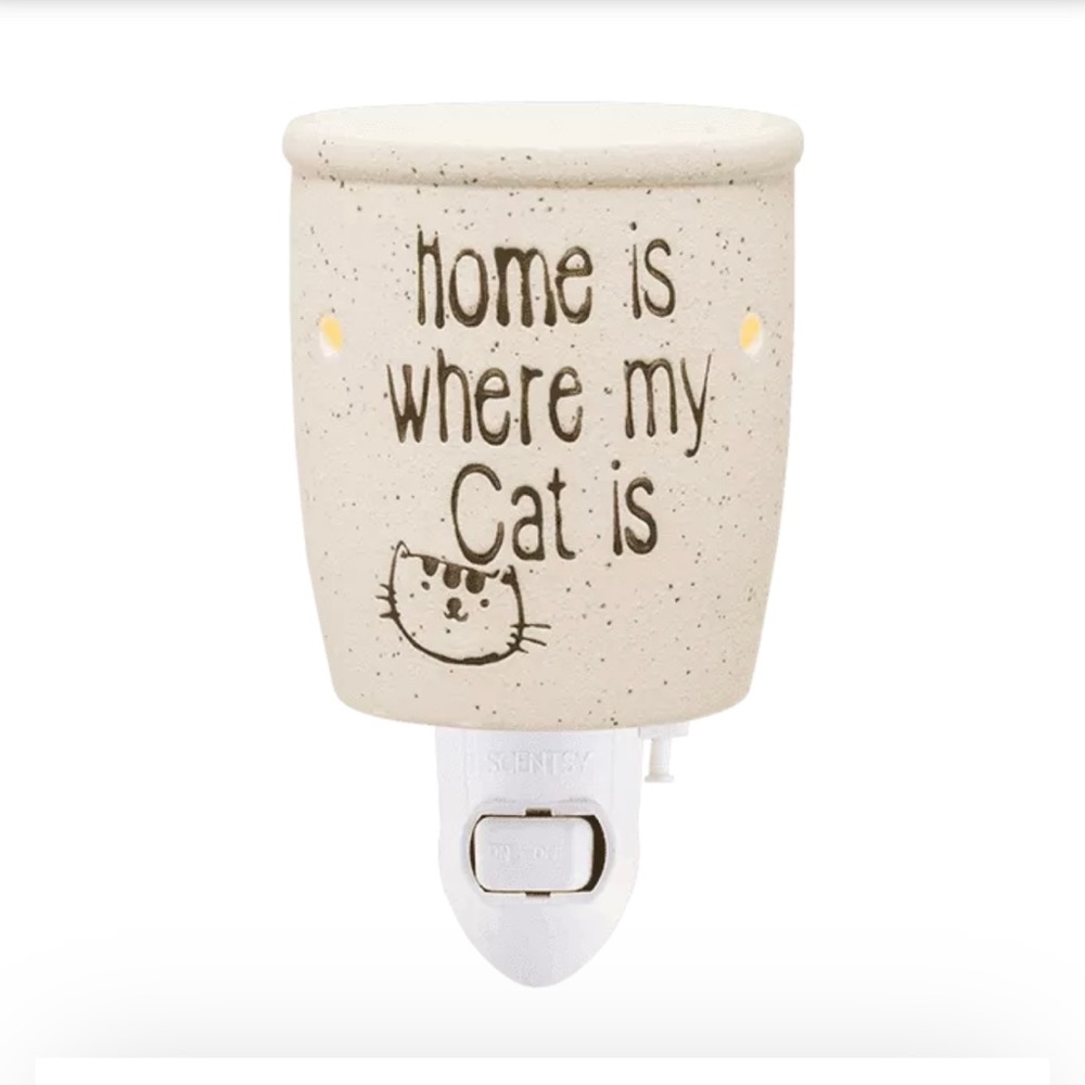 Home is Where The Cat Is Outlet Warmer
